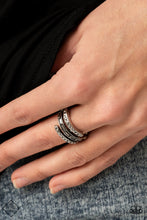 Load image into Gallery viewer, Magnificent Musings March 2021 - Fashion Fix Set Paparazzi ($20)