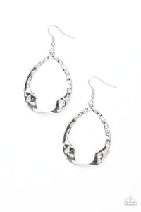 Twist Me Round - Silver Paparazzi