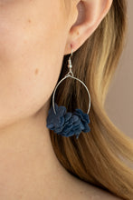 Load image into Gallery viewer, Flirty Florets - Blue Paparazzi