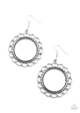 Load image into Gallery viewer, Sun Lounge - Silver Paparazzi