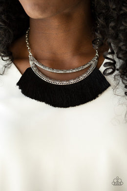 The Mane Event - Black Paparazzi