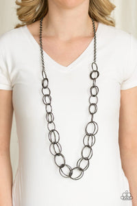 Elegantly Ensnared - Black Paparazzi
