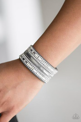 Teasingly Tomboy - Silver Paparazzi