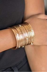 Professional Prima Donna Gold Paparazzi Hawaiian Paparazzi Lady